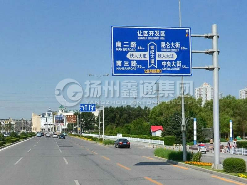 BZG-004，交通標(biāo)志桿，鍍鋅交通標(biāo)志桿